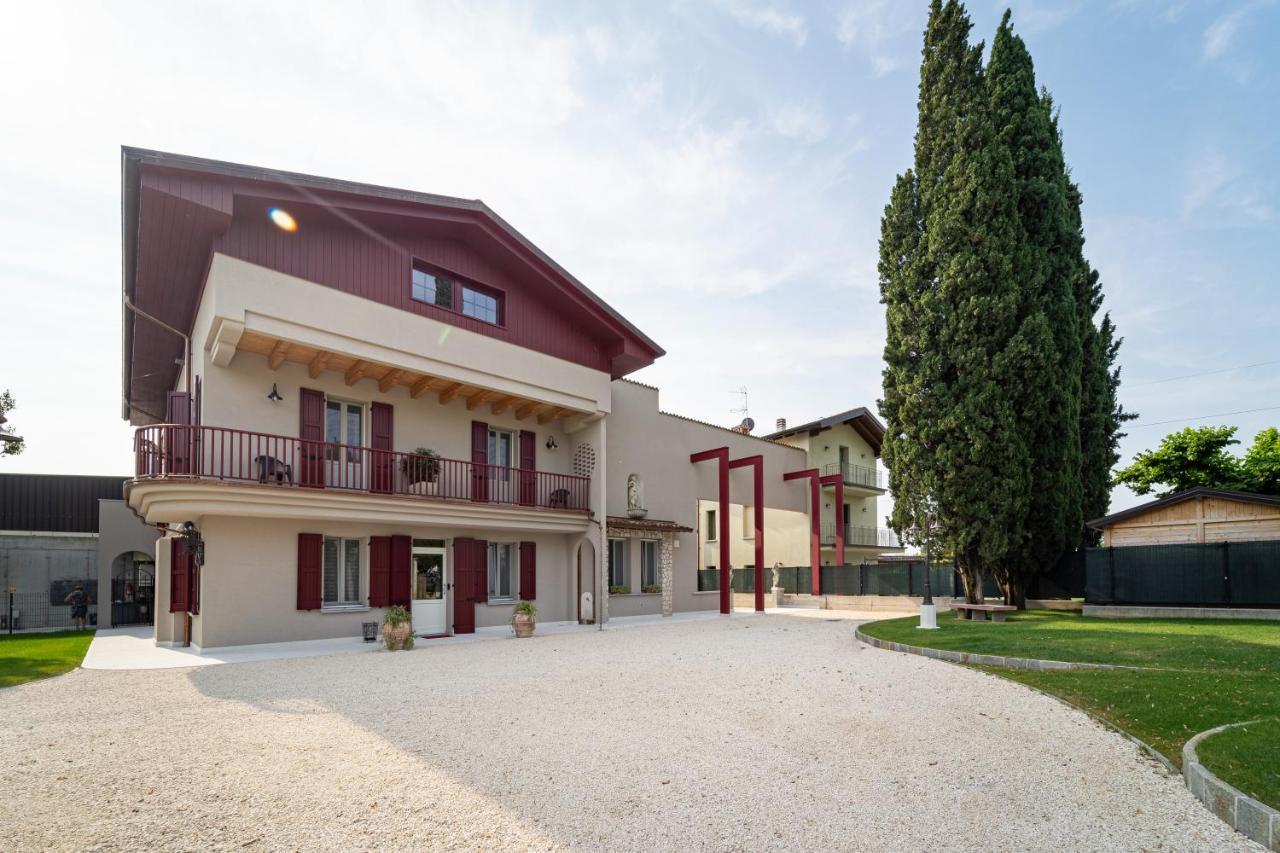 Veronesi Inn *